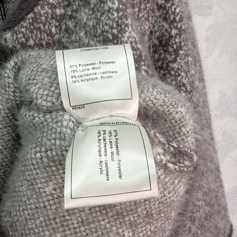 Ch**el outwear